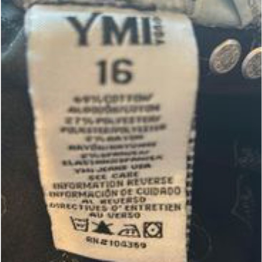 Distressed Jeans - Picture 4 of 4
